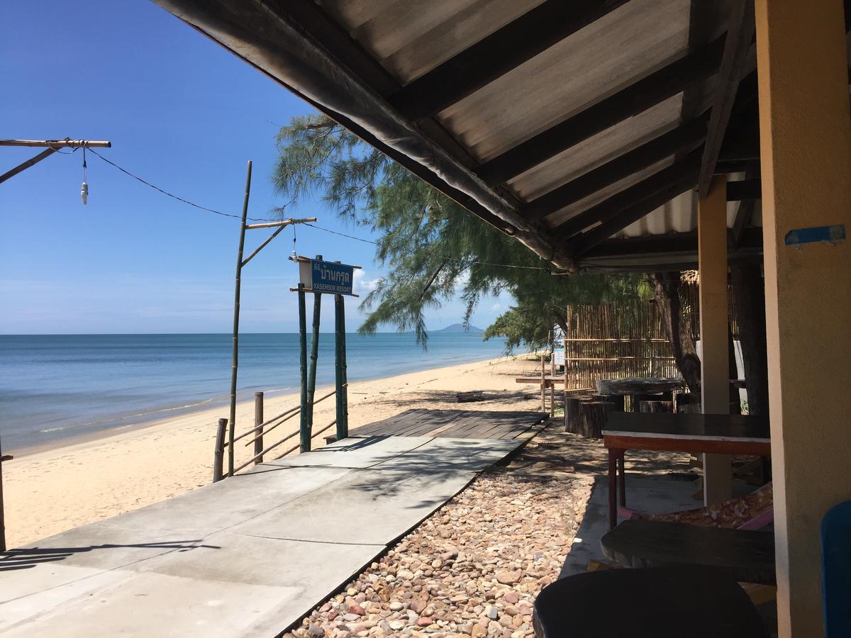 Kasemsuk Resort Bang Saphan Bagian luar foto
